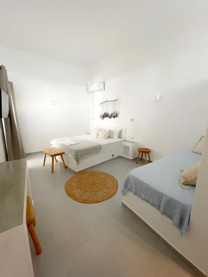 Kirki Rooms By The Sea Páros 外观 照片
