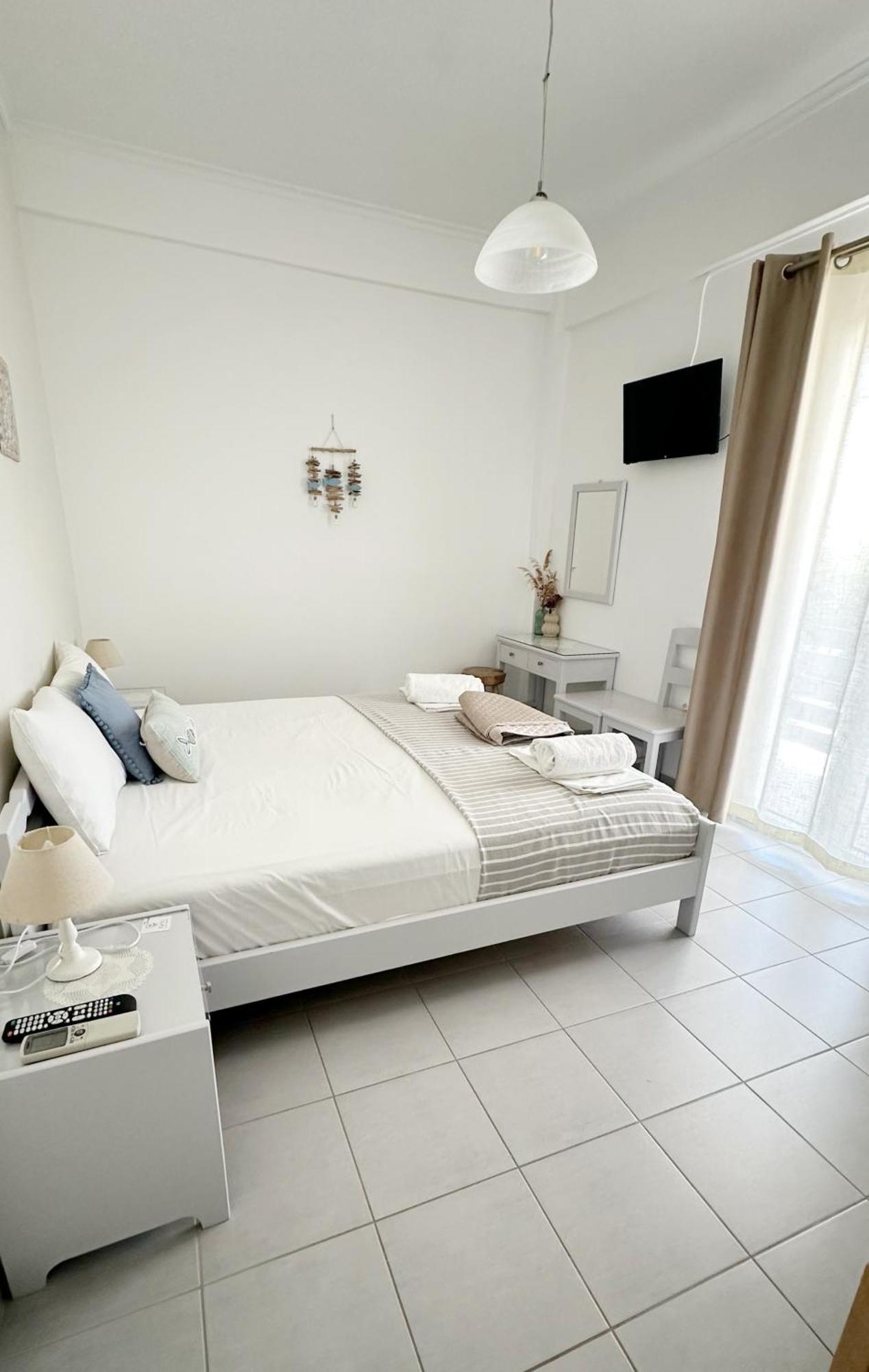 Kirki Rooms By The Sea Páros 外观 照片